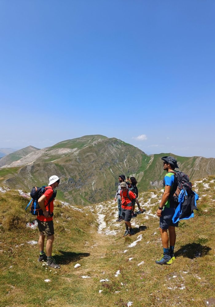 Ai piedi del Pizzo Tre Vescovi